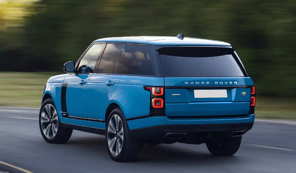 Land Rover - Range Rover HSE D350 LWB - Luxury SUV Car Rentals - Preowned SUV Car - Exclusive Concierge Club.webp